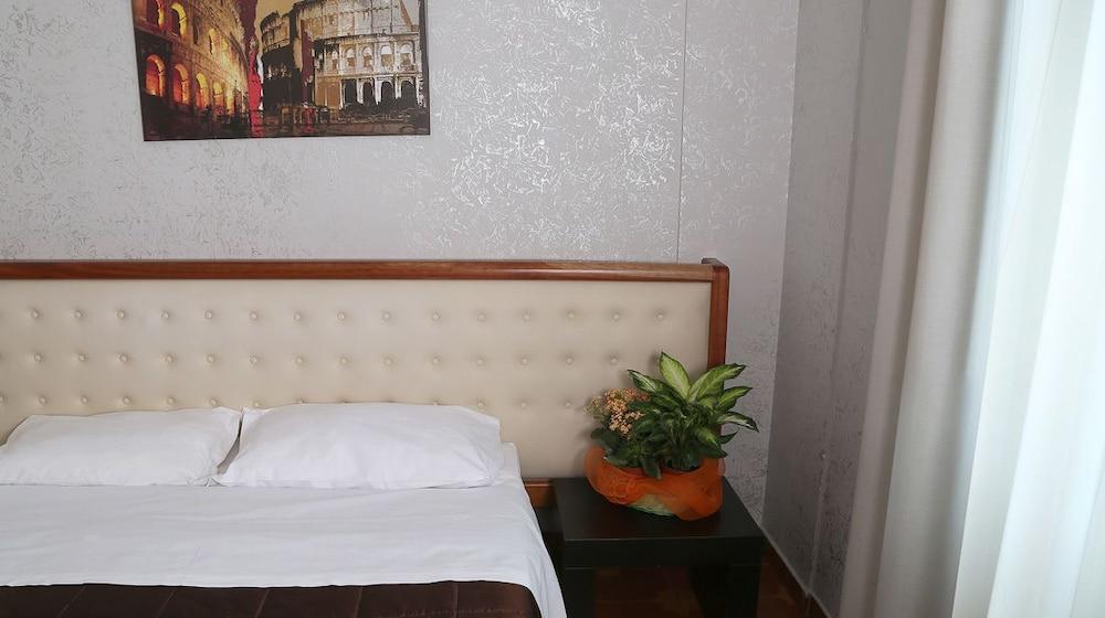 Roma Room Hotel Eksteriør billede